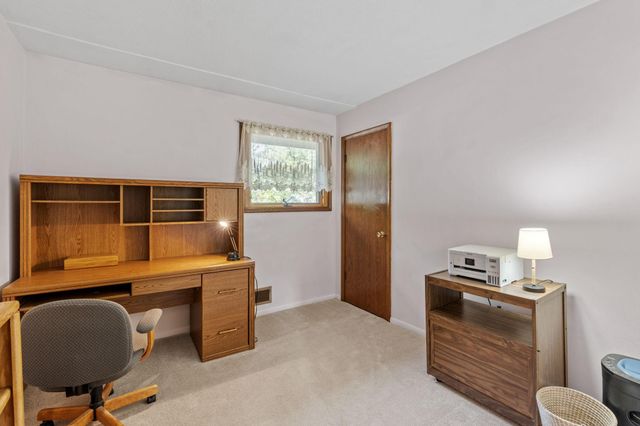 6041 Sumter Place N, New Hope, MN 55428