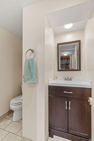 6041 Sumter Place N, New Hope, MN 55428