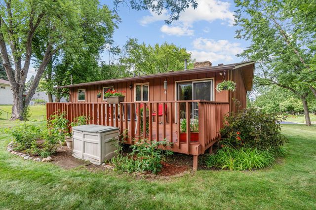 6041 Sumter Place N, New Hope, MN 55428