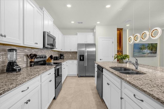 4310 LANA AVENUE, Davenport, FL 33897