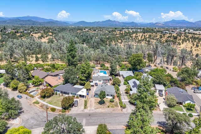 1550 Barbara Road, Redding, CA 96003