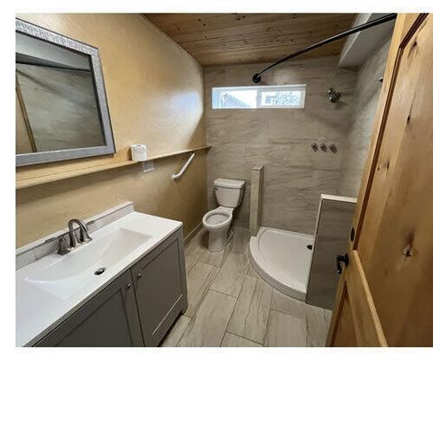 1550 Barbara Road, Redding, CA 96003