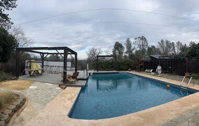 1550 Barbara Road, Redding, CA 96003