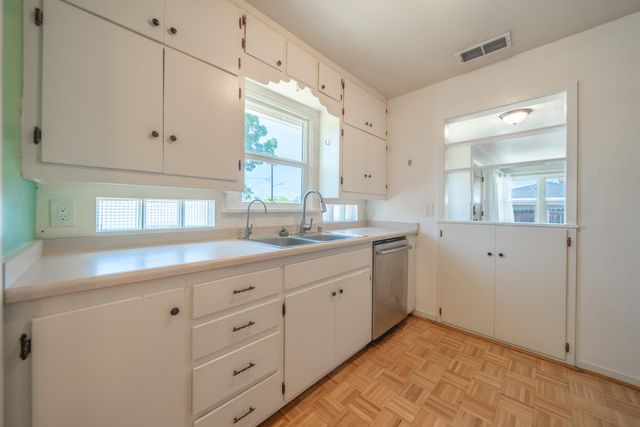 1550 Barbara Road, Redding, CA 96003