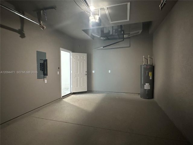 1240 Columbus Boulevard B, Fort Myers, FL 33913