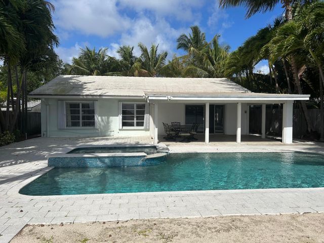 704 NE 20th Avenue, Fort Lauderdale, FL 33304