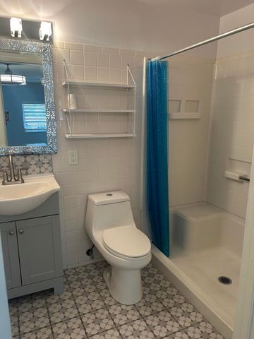 704 NE 20th Avenue, Fort Lauderdale, FL 33304