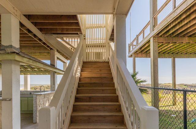 843 S Jack Road, Crystal Beach, TX 77650