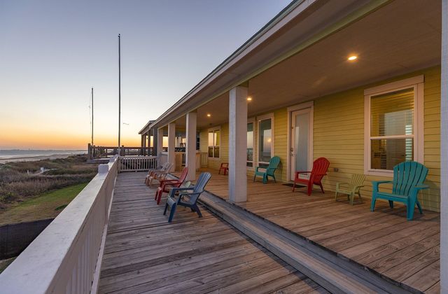 843 S Jack Road, Crystal Beach, TX 77650