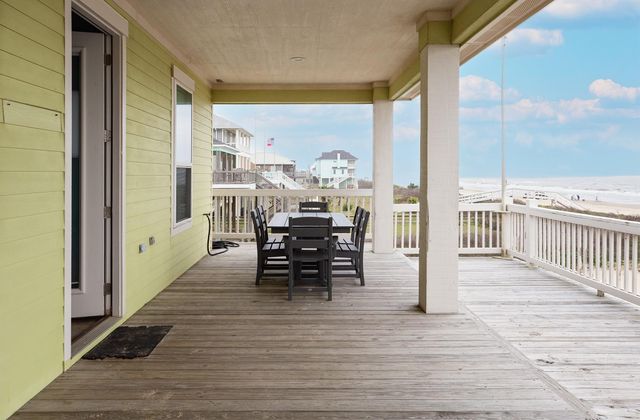 843 S Jack Road, Crystal Beach, TX 77650
