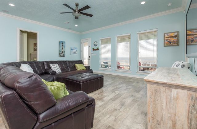 843 S Jack Road, Crystal Beach, TX 77650
