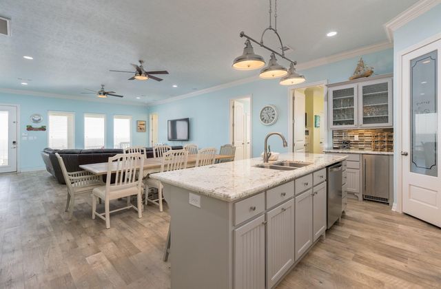 843 S Jack Road, Crystal Beach, TX 77650