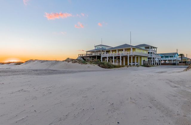 843 S Jack Road, Crystal Beach, TX 77650
