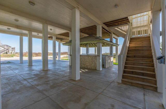 843 S Jack Road, Crystal Beach, TX 77650
