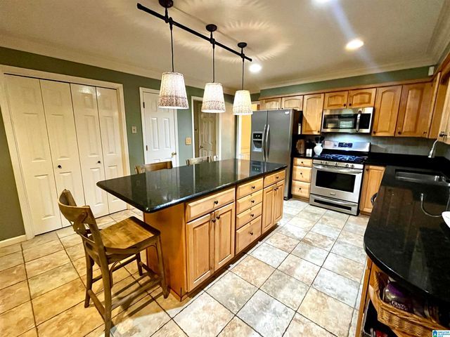 5440 CALDWELL MILL ROAD, Birmingham, AL 35242