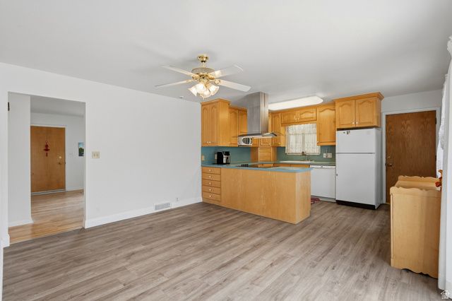 188 E 9140 S, Sandy, UT 84070