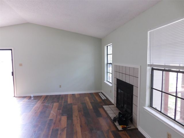 8743 Birmingham DR, Austin, TX 78748