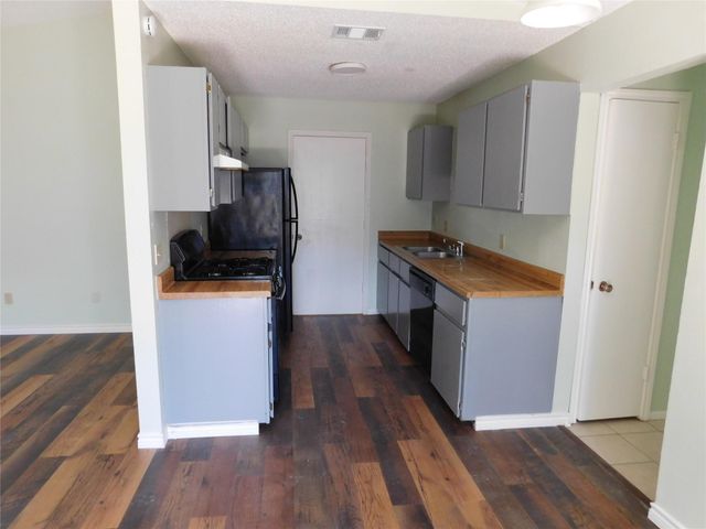 8743 Birmingham DR, Austin, TX 78748