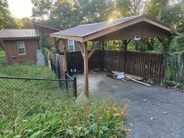 3910 Bond Drive Drive, Kingsport, TN 37664