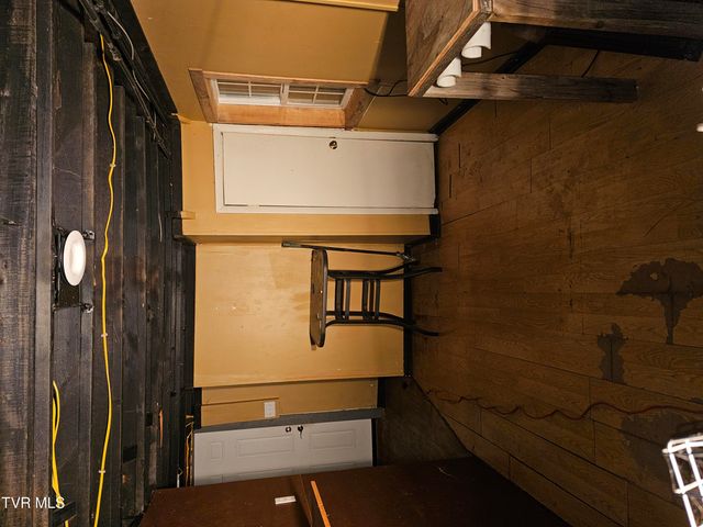 3910 Bond Drive Drive, Kingsport, TN 37664