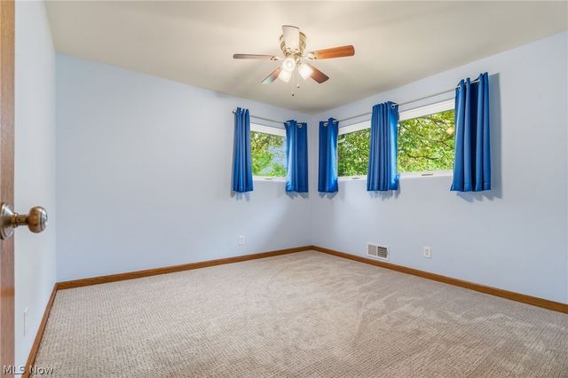 910 Marquardt Avenue NW, North Canton, OH 44720