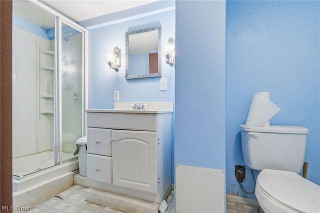 910 Marquardt Avenue NW, North Canton, OH 44720