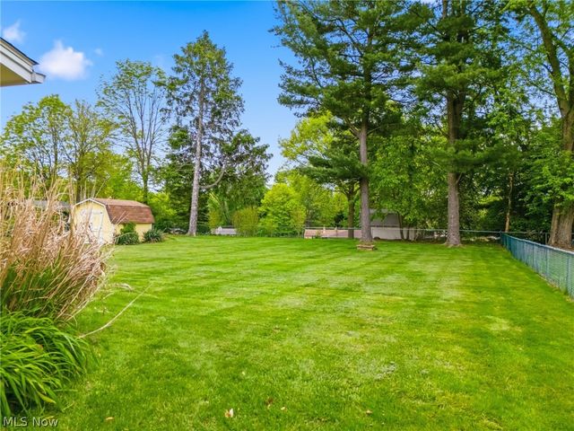 910 Marquardt Avenue NW, North Canton, OH 44720