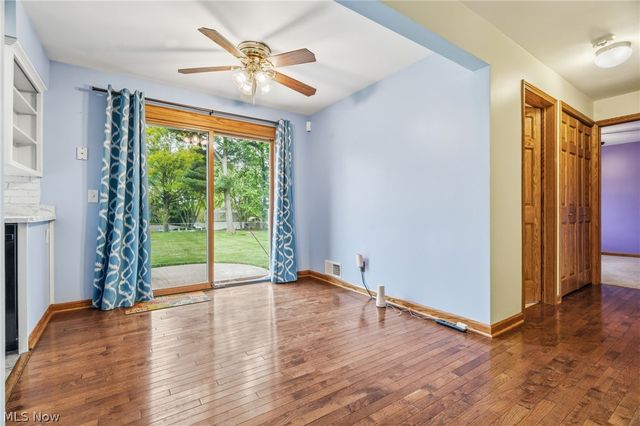 910 Marquardt Avenue NW, North Canton, OH 44720