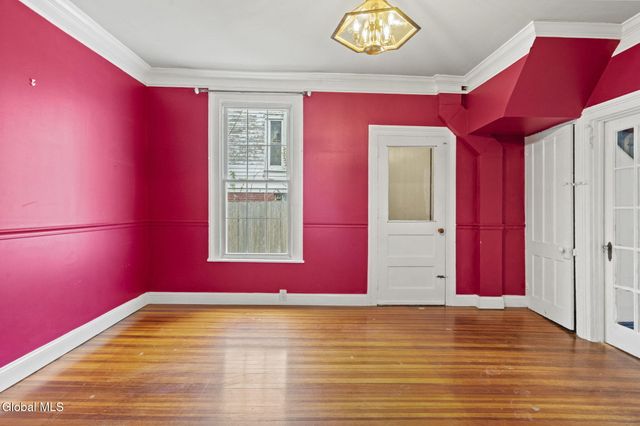 21 Lansing Avenue, Troy, NY 12180