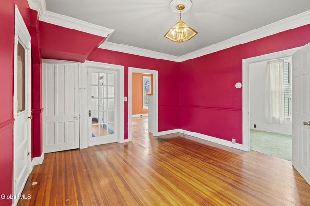 21 Lansing Avenue, Troy, NY 12180