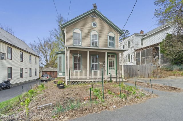 21 Lansing Avenue, Troy, NY 12180