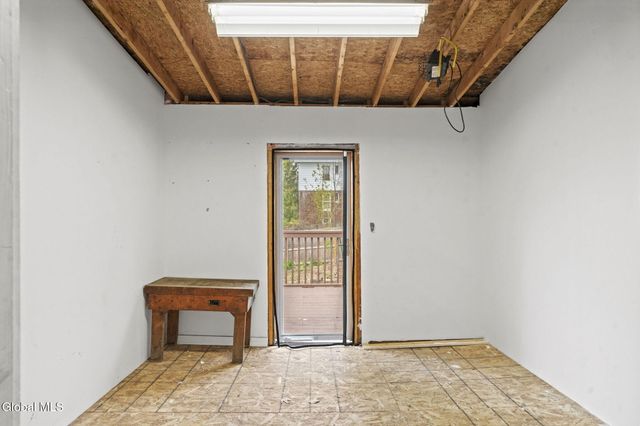 21 Lansing Avenue, Troy, NY 12180
