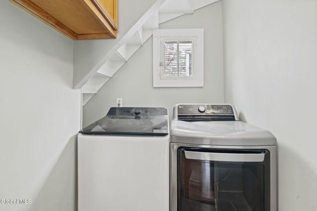 21 Lansing Avenue, Troy, NY 12180