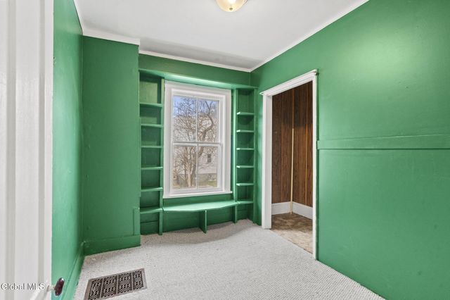 21 Lansing Avenue, Troy, NY 12180