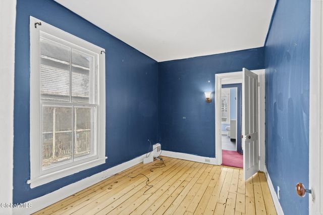 21 Lansing Avenue, Troy, NY 12180