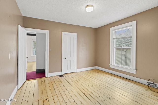 21 Lansing Avenue, Troy, NY 12180