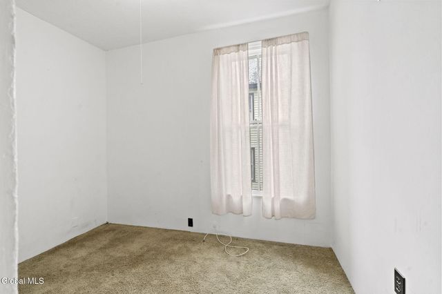 21 Lansing Avenue, Troy, NY 12180