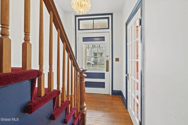 21 Lansing Avenue, Troy, NY 12180
