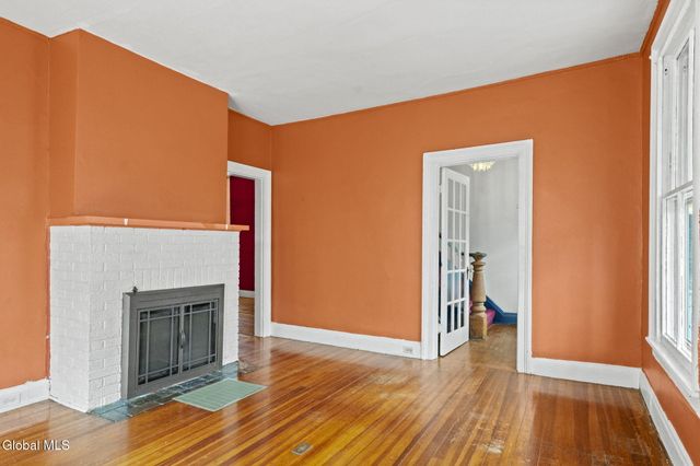 21 Lansing Avenue, Troy, NY 12180