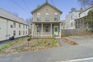 21 Lansing Avenue, Troy, NY 12180