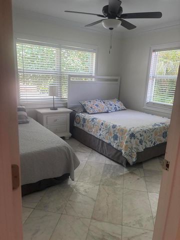 630 CLAREMORE Drive, West Palm Beach, FL 33401
