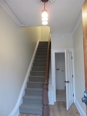 168 Lander 3, Newburgh, NY 12550