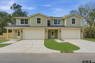 806 S Newsom Street, Mineola, TX 75773