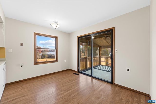 1753 NORTH LAKESHORE DR, Louisa, VA 23093