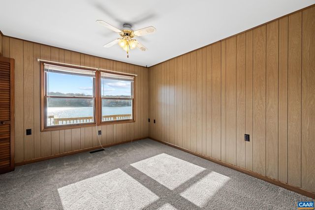 1753 NORTH LAKESHORE DR, Louisa, VA 23093