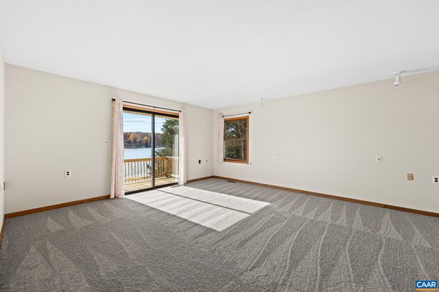 1753 NORTH LAKESHORE DR, Louisa, VA 23093