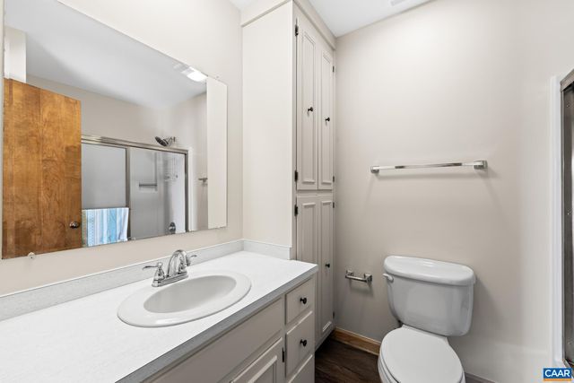 1753 NORTH LAKESHORE DR, Louisa, VA 23093