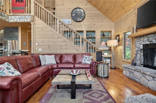 15817 Edgewood Way, Pine Mountain Club, CA 93222