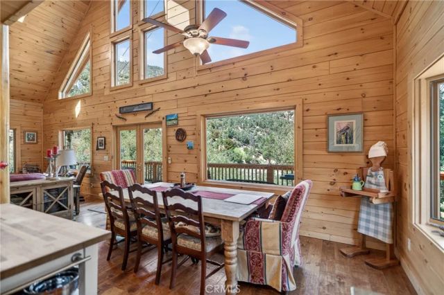15817 Edgewood Way, Pine Mountain Club, CA 93222
