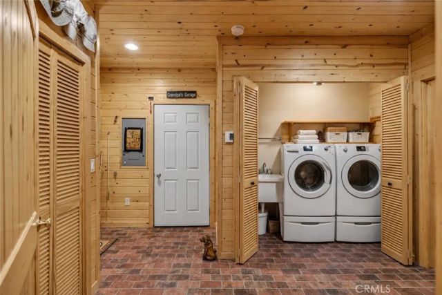 15817 Edgewood Way, Pine Mountain Club, CA 93222